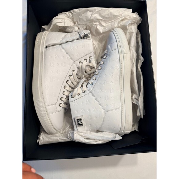 Size 9 - MCM Turnlock Embossed Logo High Gray - Picture 1 of 7